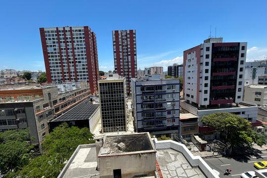 Vista da Suíte de apartamento à venda com 1 quarto, 62m² em Méier, Rio de Janeiro