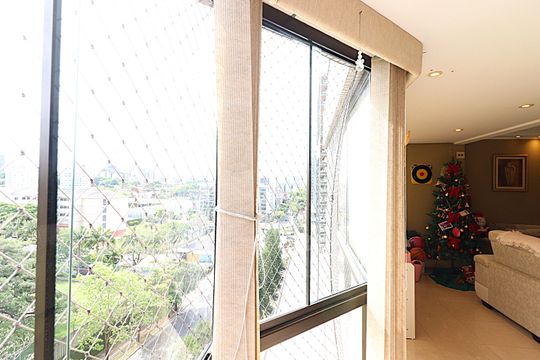 Sacada de apartamento à venda com 3 quartos, 138m² em Três Figueiras, Porto Alegre