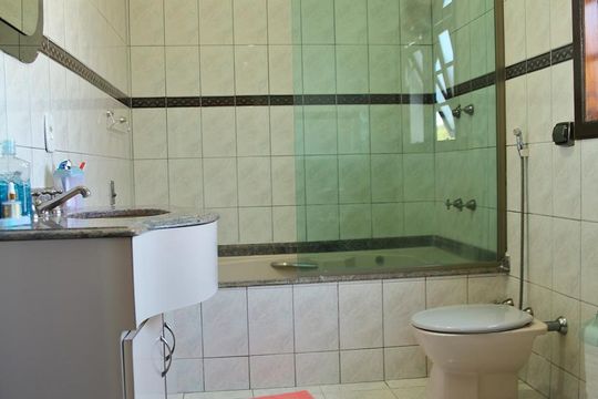 Banheiro da Suíte  de casa à venda com 4 quartos, 241m² em Bairro dos Casa, São Bernardo do Campo