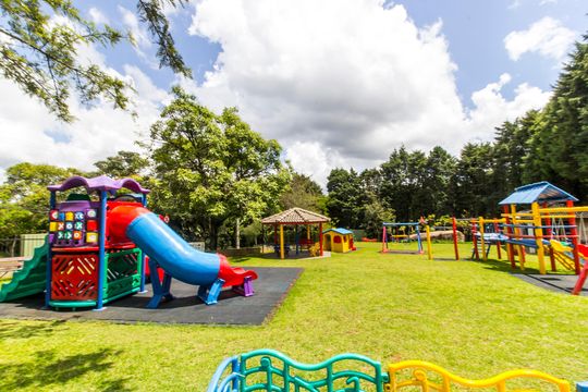 Área comum - Playground de casa de condomínio para alugar com 4 quartos, 748m² em Residencial das Estrelas, Barueri