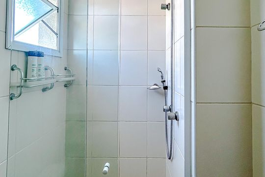Banheiro de apartamento à venda com 1 quarto, 48m² em Tatuapé, São Paulo