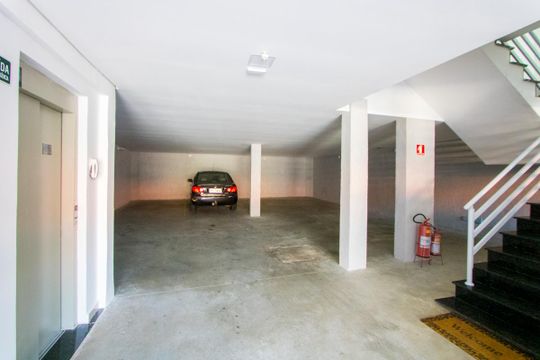 Garagem de apartamento para alugar com 2 quartos, 82m² em Vila Linda, Santo André