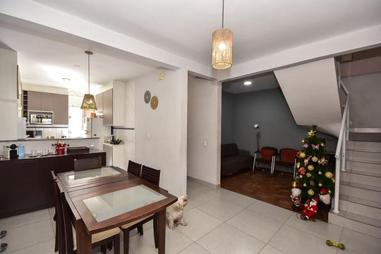 Sala de casa à venda com 3 quartos, 320m² em Super Quadra Morumbi, São Paulo