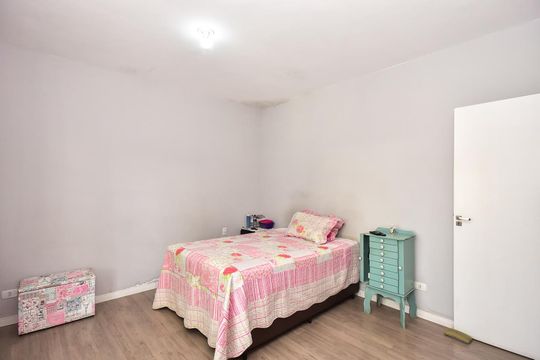 Quarto 3 de casa à venda com 3 quartos, 320m² em Super Quadra Morumbi, São Paulo
