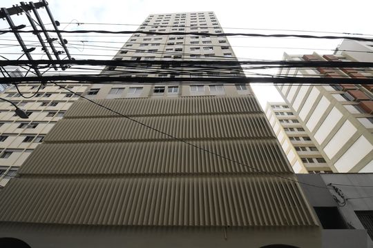 Fachada do Prédio de apartamento à venda com 1 quarto, 55m² em Centro, Campinas