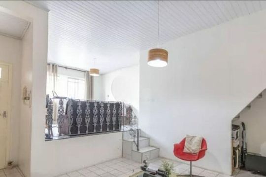 Casa à venda com 3 quartos, 120m² em Lapa de Baixo, São Paulo