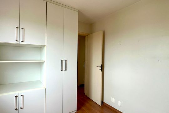 Quarto de apartamento à venda com 3 quartos, 92m² em Sumarezinho, São Paulo