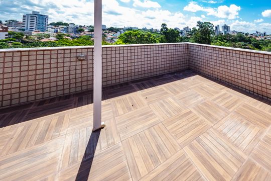 Cobertura de apartamento à venda com 4 quartos, 260m² em Itapoã, Belo Horizonte