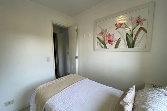 Quarto 1 de apartamento à venda com 2 quartos, 60m² em Jaguaré, São Paulo