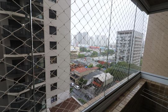 Varanda de apartamento à venda com 2 quartos, 60m² em Centro, Osasco