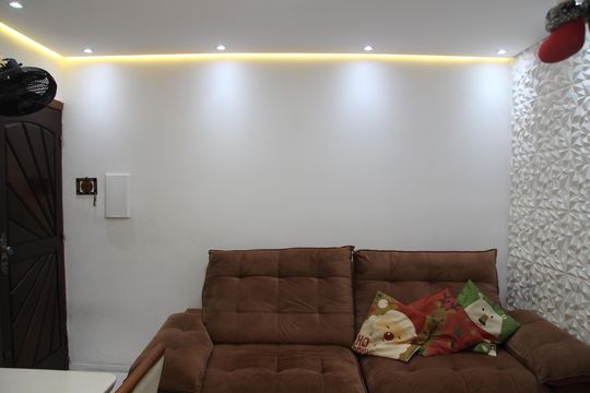 Sala  de apartamento à venda com 2 quartos, 45m² em Vila Barros, Guarulhos