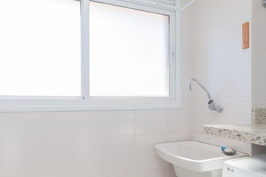 Apartamento para alugar com 1 quarto, 63m² em Passo d’Areia, Porto Alegre