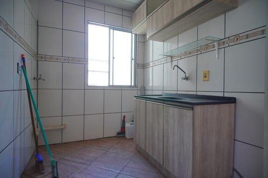 Cozinha de apartamento para alugar com 2 quartos, 60m² em Hamburgo Velho, Novo Hamburgo