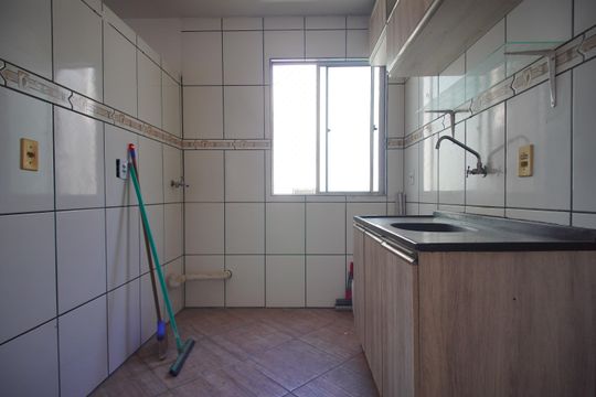 Cozinha de apartamento para alugar com 2 quartos, 60m² em Hamburgo Velho, Novo Hamburgo