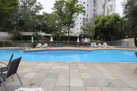 Área comum - Piscina de apartamento à venda com 3 quartos, 125m² em Vila Andrade, São Paulo