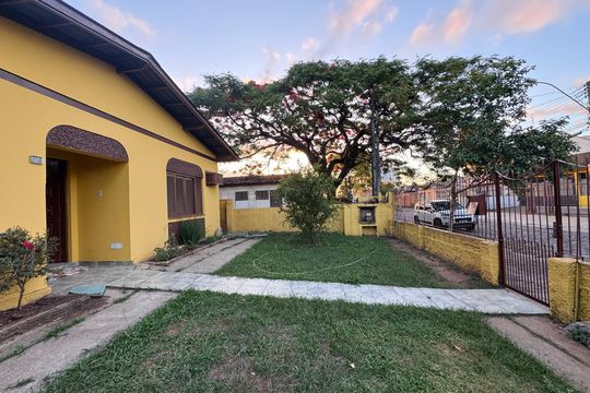 Casa à venda com 3 quartos, 180m² em Rio dos Sinos, São Leopoldo