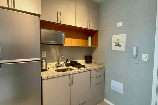 Cozinha de kitnet/studio à venda com 1 quarto, 25m² em Pinheiros, São Paulo