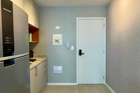 Cozinha de kitnet/studio à venda com 1 quarto, 25m² em Pinheiros, São Paulo