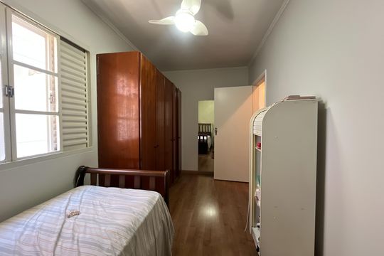 Casa à venda com 3 quartos, 281m² em Jardim Libano, São Paulo