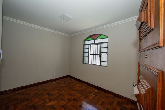 SALA de apartamento à venda com 3 quartos, 92m² em Ouro Preto, Belo Horizonte