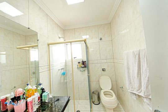Casa à venda com 4 quartos, 380m² em Vila Bela, São Paulo