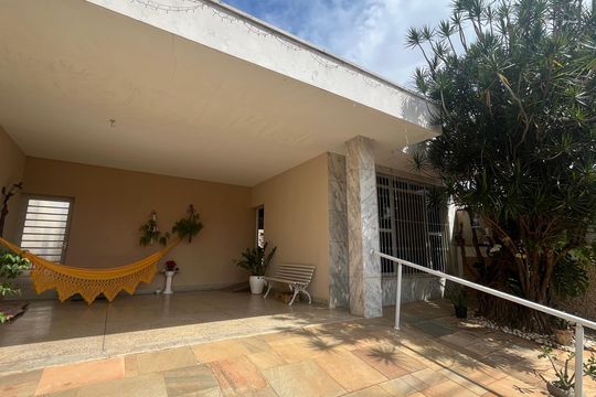 Casa à venda com 5 quartos, 182m² em Jardim Chapadão, Campinas