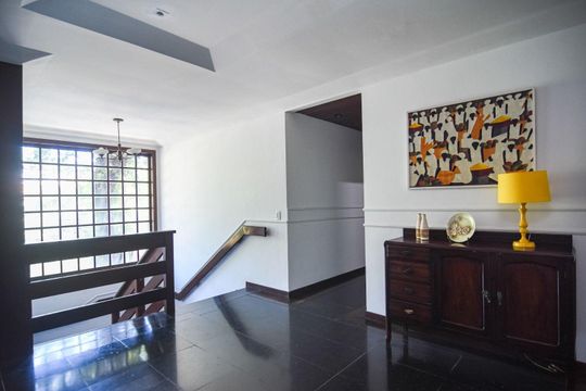 Casa à venda com 5 quartos, 650m² em São Francisco, Niterói