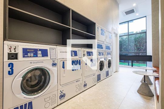 Kitnet/Studio para alugar com 1 quarto, 28m² em Pinheiros, São Paulo