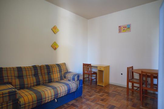 Sala de apartamento à venda com 1 quarto, 43m² em Centro Histórico, Porto Alegre