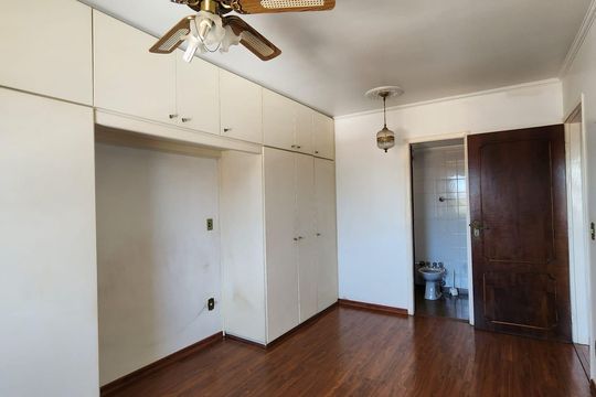 Apartamento à venda com 3 quartos, 135m² em Vila Rossi, Campinas
