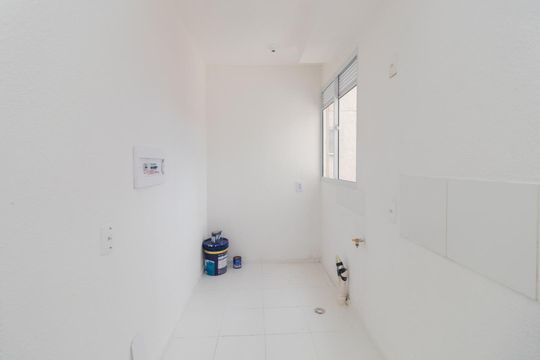 Cozinha de apartamento à venda com 2 quartos, 41m² em Cavalhada, Porto Alegre