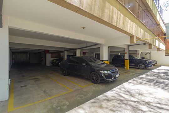 Garagem de apartamento à venda com 2 quartos, 140m² em Centro, Canoas
