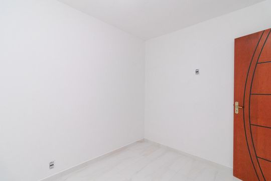 Quarto 1 de apartamento à venda com 2 quartos, 39m² em Vila Marieta, São Paulo