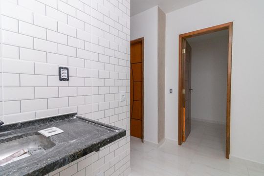 Cozinha de apartamento à venda com 2 quartos, 41m² em Vila Marieta, São Paulo