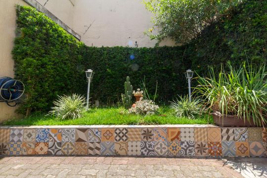 Área comum - jardim de casa de condomínio à venda com 3 quartos, 111m² em Chácara Seis de Outubro, São Paulo