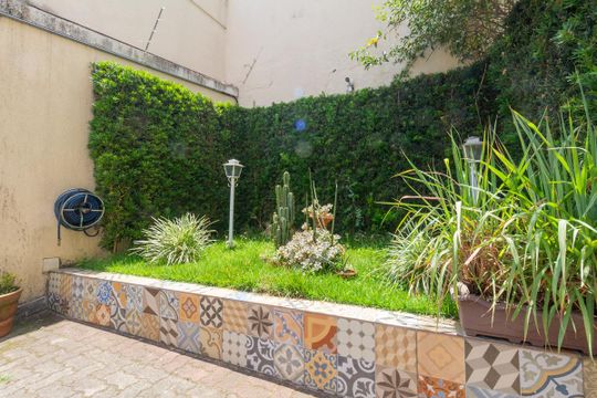 Área comum - jardim de casa de condomínio à venda com 3 quartos, 111m² em Chácara Seis de Outubro, São Paulo