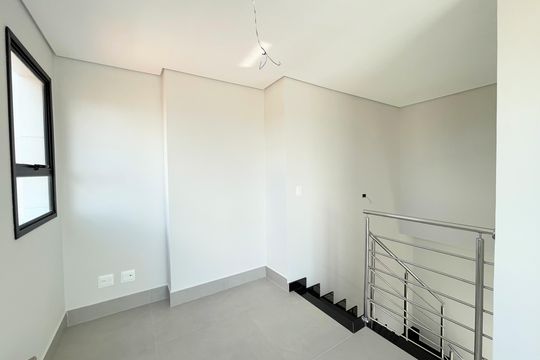 Sala Mezanino de apartamento à venda com 4 quartos, 144m² em Planalto, Belo Horizonte