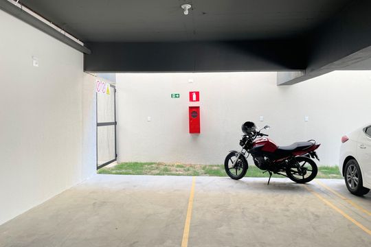 Vagas de garagem livres de apartamento à venda com 4 quartos, 144m² em Planalto, Belo Horizonte