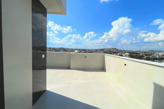 Terraço Cobertura de apartamento à venda com 4 quartos, 144m² em Planalto, Belo Horizonte