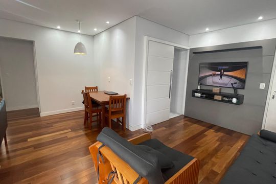 Apartamento para alugar com 2 quartos, 78m² em Santa Cecilia, São Paulo