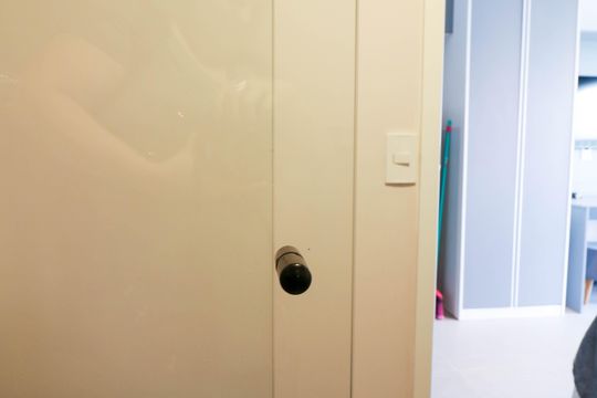 Banheiro de kitnet/studio para alugar com 1 quarto, 24m² em Cidade Monções, São Paulo