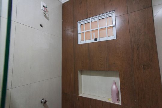 Banheiro da Suite de casa para alugar com 3 quartos, 350m² em Planalto, Uberlândia