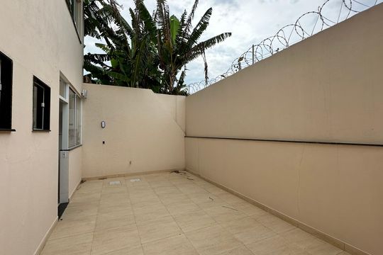 Quintal de casa de condomínio para alugar com 5 quartos, 300m² em Recreio dos Bandeirantes, Rio de Janeiro
