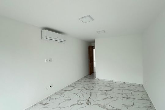 Quarto 5 de casa de condomínio para alugar com 5 quartos, 300m² em Recreio dos Bandeirantes, Rio de Janeiro