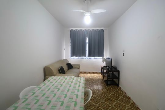Apartamento para alugar com 1 quarto, 50m² em Vila Alzira, Guarujá