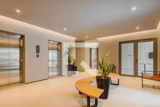 Área comum de kitnet/studio para alugar com 1 quarto, 31m² em Cerqueira César, São Paulo