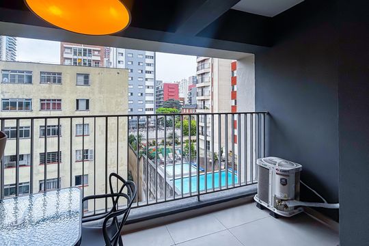Varanda de kitnet/studio para alugar com 1 quarto, 31m² em Cerqueira César, São Paulo