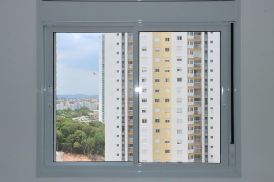 Suíte 1 de apartamento para alugar com 2 quartos, 85m² em Parque Esplanada, Embu das Artes