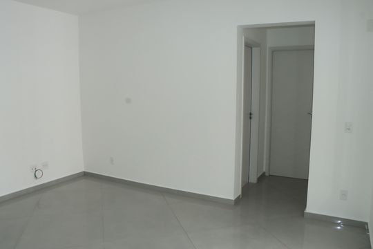 Sala de apartamento para alugar com 2 quartos, 85m² em Parque Esplanada, Embu das Artes