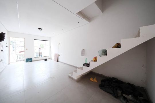 Sala/Cozinha de casa à venda com 3 quartos, 115m² em Vila Sao Francisco, São Paulo